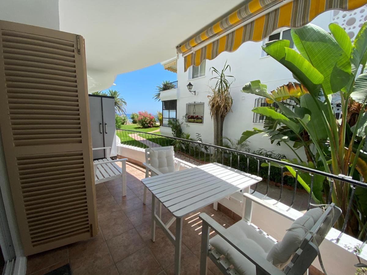 Apartmán Acapulco Playa 100 Nerja Exteriér fotografie